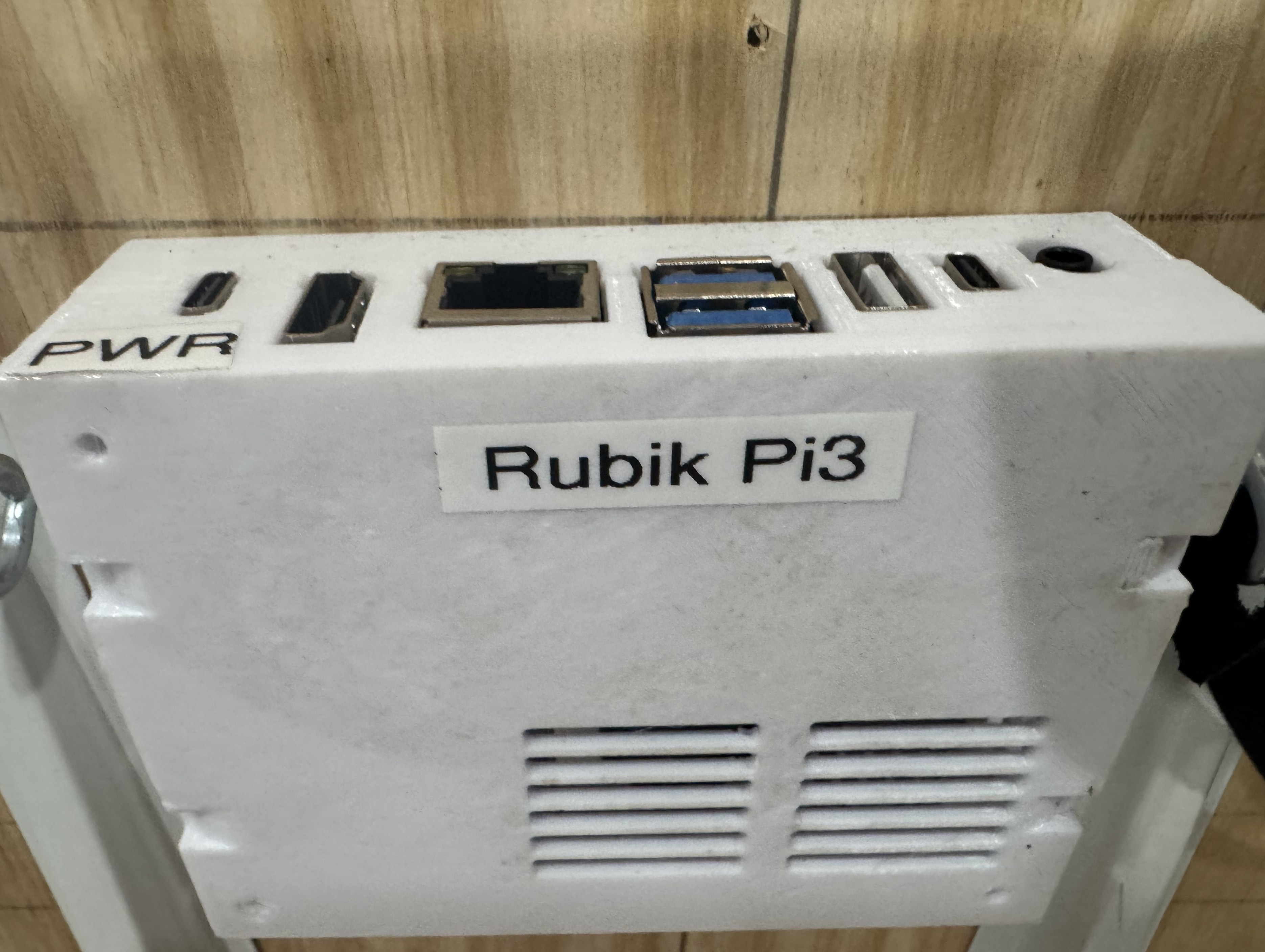 Rubik in case